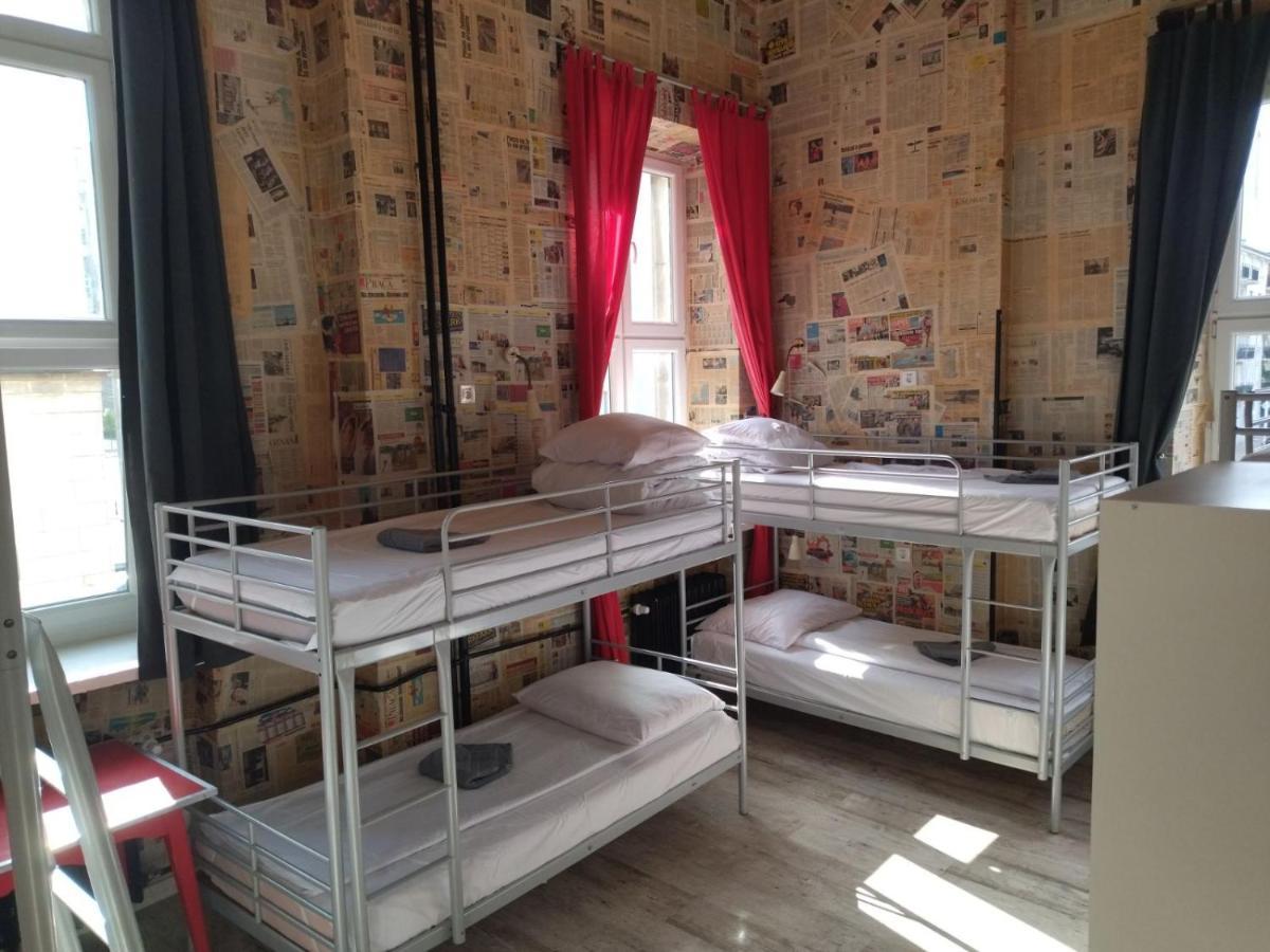 Oliwka Hostel Варшава Экстерьер фото