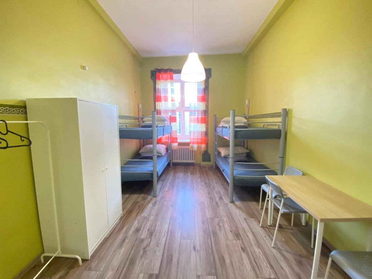 Oliwka Hostel Варшава Экстерьер фото